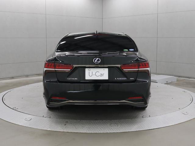 ＬＳ ＬＳ５００ｈ　Ｆスポーツ　Ｅ－４ＷＤハイブリッド　Ｆスポーツ専用２０インチアルミホイール　１２．３型ワイドナビ　パノラミックビューモニター　ＥＴＣ２，０　ムーンルーフ（3枚目）