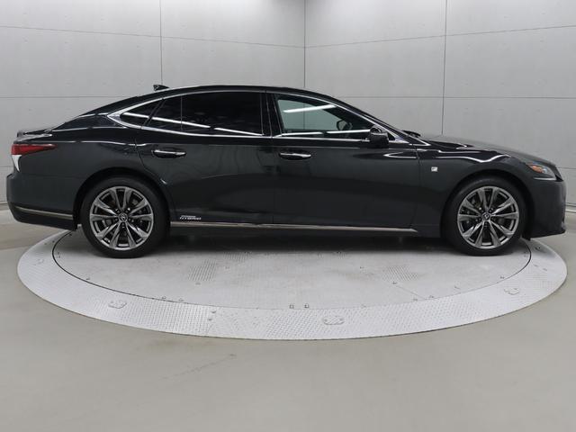 ＬＳ ＬＳ５００ｈ　Ｆスポーツ　Ｅ－４ＷＤハイブリッド　Ｆスポーツ専用２０インチアルミホイール　１２．３型ワイドナビ　パノラミックビューモニター　ＥＴＣ２，０　ムーンルーフ（4枚目）