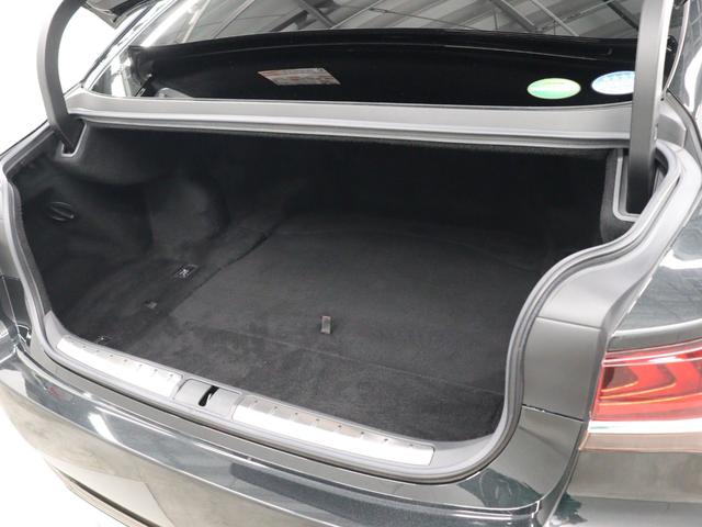 ＬＳ ＬＳ５００ｈ　Ｆスポーツ　Ｅ－４ＷＤハイブリッド　Ｆスポーツ専用２０インチアルミホイール　１２．３型ワイドナビ　パノラミックビューモニター　ＥＴＣ２，０　ムーンルーフ（6枚目）