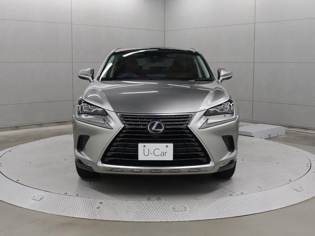 ＮＸ ＮＸ３００ｈ　バージョンＬ　パノラマルーフ　セミアリニン本革シート　前後シートヒーター　１０．３型ワイドナビ　パノラミックビューモニター　リア電動シート（5枚目）