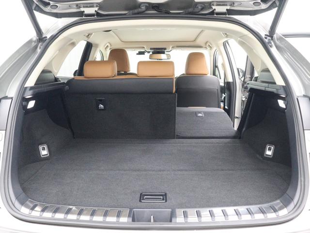 ＮＸ ＮＸ３００ｈ　バージョンＬ　パノラマルーフ　セミアリニン本革シート　前後シートヒーター　１０．３型ワイドナビ　パノラミックビューモニター　リア電動シート（7枚目）