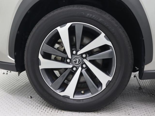 ＮＸ ＮＸ３００ｈ　バージョンＬ　パノラマルーフ　セミアリニン本革シート　前後シートヒーター　１０．３型ワイドナビ　パノラミックビューモニター　リア電動シート（29枚目）