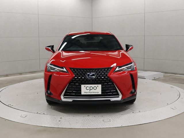 ＵＸ ＵＸ２５０ｈ　バージョンＣ　パノラミックビューモニター　ブラインドスポットモニター　パーキングサポートブレーキ　スペアタイヤ　オプションカラーアルミホイール（5枚目）