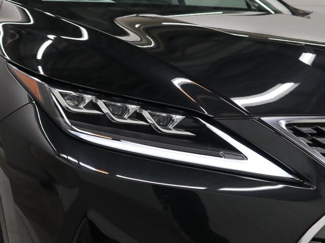 ＲＸ ＲＸ３００　バージョンＬ　リアシートエンターテイメントシステム液晶テレビ×２　セニアリニン本革シート　全方位カメラ　ヘッドアップディスプレイ（17枚目）