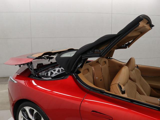 ＬＣ ＬＣ５００　コンバーチブル　トルセンＬＳＤ　２１インチアルミホイール　ヘッドアップディスプレイ　マークレビンソンプレミアムサウンドシステム　オレンジブレーキキャリパー（4枚目）