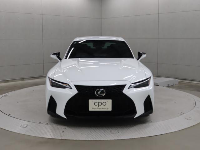 IS IS500 Fスポーツパフォーマンス V8 5000ccエンジン パンク修理キット IS500専用アルミホイール 10.3インチワイドナビ 全方位カメラ レーダークルーズコントロール(5枚目)