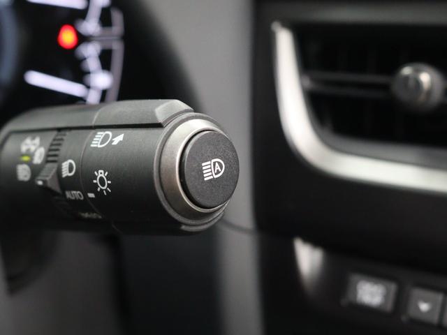 ＵＸ ＵＸ２５０ｈ　グレイスフル　エクスプローラー　１０．３型タッチパネル式ワイドナビ　全方位カメラ　特別仕様車専用スピンドルグリル　ルーフレール　パワーバックドア　パーキングサポートブレーキ（14枚目）