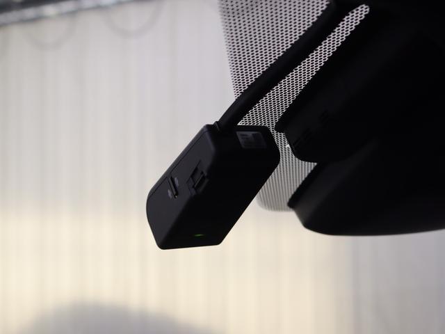 ＲＸ ＲＸ４５０ｈ　Ｆスポーツ　パノラミックビューモニター　セカンドパワーシート　パノラマルーフ　ルーフレール　３眼フルＬＥＤヘッドライト　ＩＴＳコネクト（11枚目）