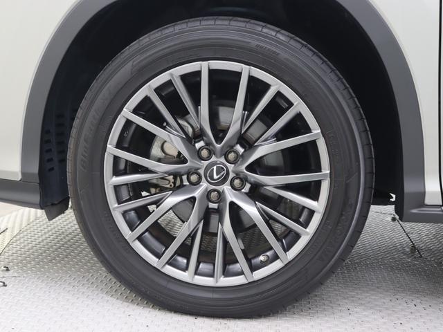 ＲＸ ＲＸ４５０ｈ　Ｆスポーツ　パノラミックビューモニター　セカンドパワーシート　パノラマルーフ　ルーフレール　３眼フルＬＥＤヘッドライト　ＩＴＳコネクト（19枚目）