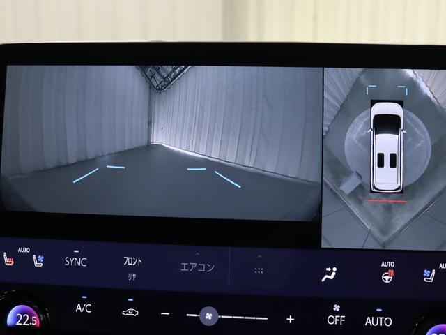 上から車両を見下ろしたような映像をナビゲーション画面に表示する「パノラミックビューモニターを搭載しています