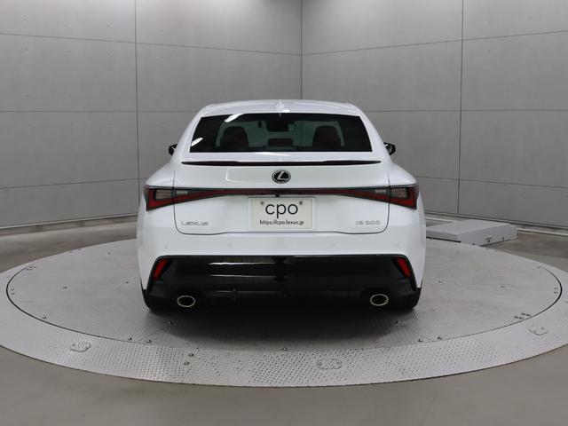 ＩＳ ＩＳ３００　Ｆスポーツモードブラック　マークレビンソン”プレミアムサラウンドシステム”　ムーンルーフ　Ｆスポーツ専用オレンジブレーキキャリパー　ドライブレコーダー　アルミホイールロックナット（3枚目）