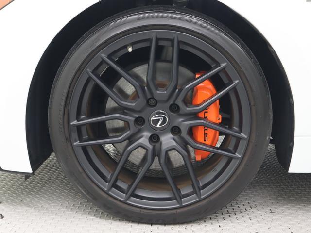 ＩＳ ＩＳ３００　Ｆスポーツモードブラック　マークレビンソン”プレミアムサラウンドシステム”　ムーンルーフ　Ｆスポーツ専用オレンジブレーキキャリパー　ドライブレコーダー　アルミホイールロックナット（19枚目）