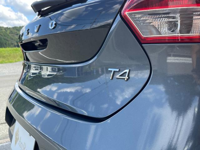 V40 T4 SE ナビ TV バックカメラ ETC センターコートアルミニウムパネル シートヒーター 衝突軽減ブレーキ レーンキープアシスト アダプティブクルーズコントロール ドライバーアラート ブラインドスポット(75枚目)