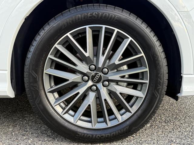 Ｑ３スポーツバック ３５ＴＤＩクワトロ　Ｓライン　ワンオーナー　コンビニエンス＆アシスタンスパッケージ　プラスパッケージ　テクノロジーパッケージ　レザーシート　シートヒーター　オートマチックテールゲート　サラウンドビューカメラ　サイドアシスト（52枚目）
