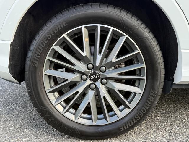 Ｑ３スポーツバック ３５ＴＤＩクワトロ　Ｓライン　ワンオーナー　コンビニエンス＆アシスタンスパッケージ　プラスパッケージ　テクノロジーパッケージ　レザーシート　シートヒーター　オートマチックテールゲート　サラウンドビューカメラ　サイドアシスト（53枚目）
