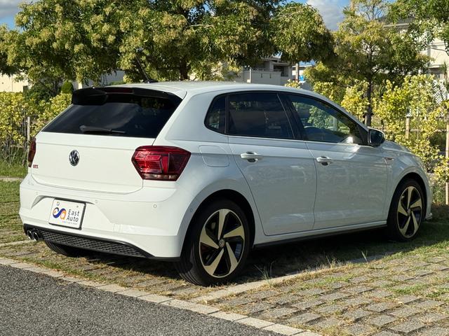 ポロGTI ベースグレード セーフティパッケージ DiscoverProパッケージ テクノロジーパッケージ デジタルメーター ACC レーンキープアシスト ブラインドスポット 純正SSDナビ フルセグTV バックモニター PDC(6枚目)