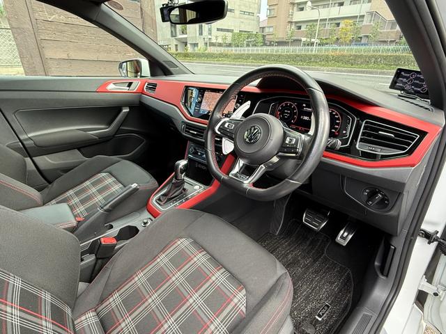 ポロGTI ベースグレード セーフティパッケージ DiscoverProパッケージ テクノロジーパッケージ デジタルメーター ACC レーンキープアシスト ブラインドスポット 純正SSDナビ フルセグTV バックモニター PDC(14枚目)