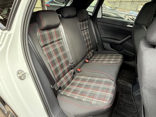 ポロGTI ベースグレード セーフティパッケージ DiscoverProパッケージ テクノロジーパッケージ デジタルメーター ACC レーンキープアシスト ブラインドスポット 純正SSDナビ フルセグTV バックモニター PDC(23枚目)