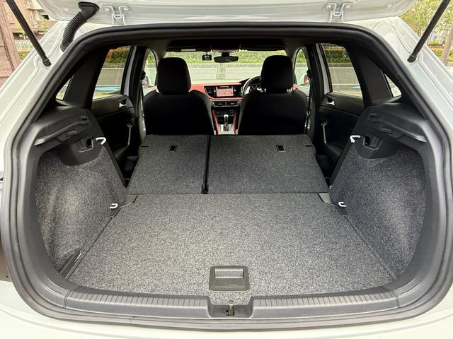 ポロGTI ベースグレード セーフティパッケージ DiscoverProパッケージ テクノロジーパッケージ デジタルメーター ACC レーンキープアシスト ブラインドスポット 純正SSDナビ フルセグTV バックモニター PDC(28枚目)