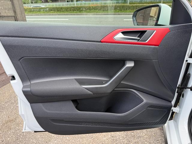 ポロGTI ベースグレード セーフティパッケージ DiscoverProパッケージ テクノロジーパッケージ デジタルメーター ACC レーンキープアシスト ブラインドスポット 純正SSDナビ フルセグTV バックモニター PDC(44枚目)