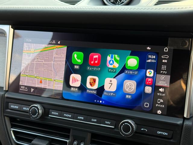 【１０．９インチタッチスクリーンディスプレイ】