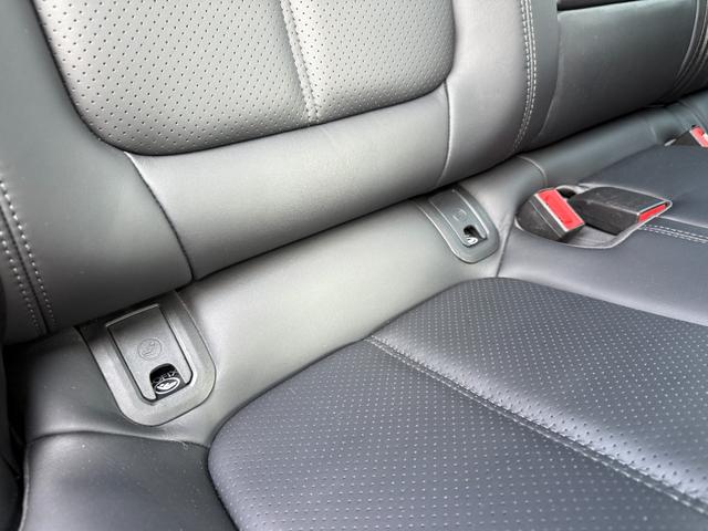 ＩＳＯＦＩＸ（アイソフィックス）シートベルトを使用せずチャイルドシートが固定できます！