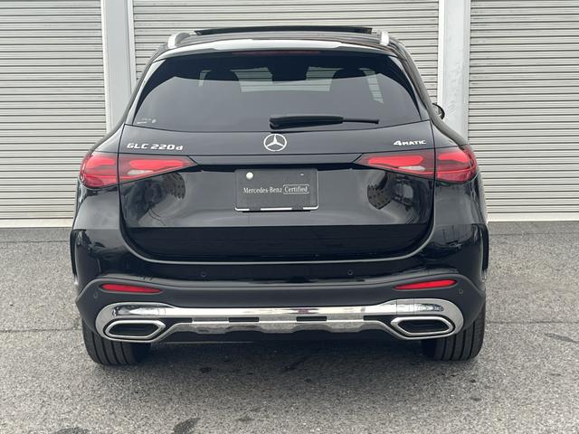 ＧＬＣ２２０ｄ　４マチック　ＩＳＧ搭載モデル　ＡＭＧライン　認定中古車二年保証　ワンオーナー　レザーエクスクルーシブパッケージ　パノラミックスライディングルーフ　本革シート　電動リアゲート　ヘッドアップディスプレイ　ブルメスターサウンドシステム(9枚目)