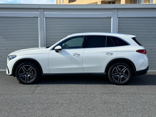 ＧＬＣ２２０ｄ　４マチック　ドライバーズパッケージ　認定中古車２年保証　ワンオーナー　ブルメスターサウンドシステム　シートヒーター前席　フットトランクオープナー　３６０度カメラ　アダブティブクルーズコントロール　レザーシート　電動リアゲート(6枚目)