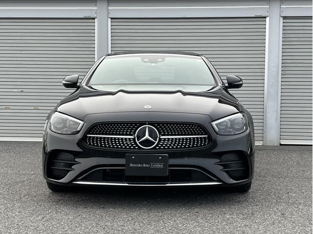 Ｅ２２０ｄ　スポーツ　認定中古車２年保証　レーダーセーフティパッケージ　３６０度カメラ　パノラマスライディングルーフ　アンビエントライト６４色　メモリー付パワーシート　ＭＢＵＸ　ワイヤレスチャージング　ブルメスタ(5枚目)