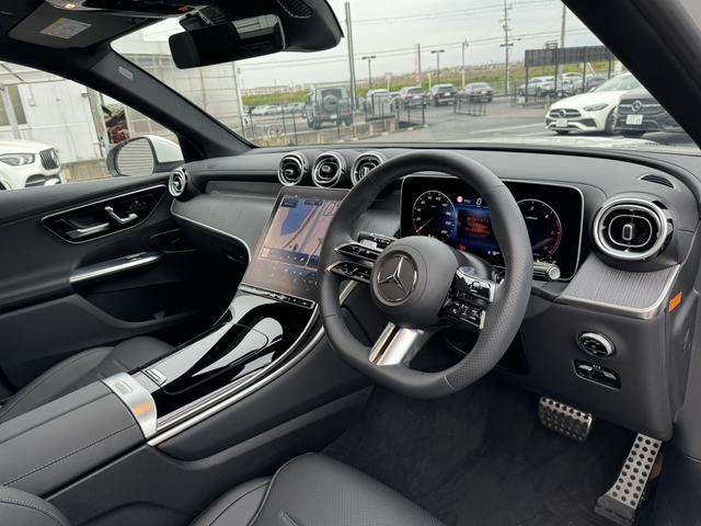 ＧＬＣ ＧＬＣ２２０ｄ　４マチック　ＡＭＧラインパッケージ　認定中古車二年保証　ワンオーナー　パノラミックスライディングルーフ　レーダーセーフティパッケージ　レザーシート　電動リアゲート　全周囲カメラ　メモリー付パワーシート　ワイヤレスチャージング（17枚目）