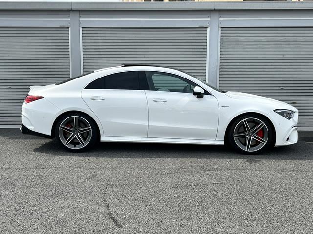 ＣＬＡ４５　Ｓ　４マチック＋　認定中古車２年保証　ＡＭＧアドバンスドパッケージ　パノラマミックスライディングルーフ　レザーエクスクルーシブパッケージ　シートヒーター　３６０度カメラ　電動パワーシート　ブルメスターサウンドシステム(11枚目)