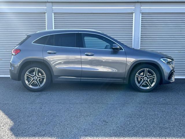 ＧＬＡクラス ＧＬＡ２００ｄ　４マチック　ＡＭＧライン　認定中古車二年保証　パノラミックスライディングルーフ　レーダーセーフティパッケージ　メモリー付パワーシート　電動リアゲート　ハーフレザーシート　全周囲カメラ　ＬＥＤヘッドライト（10枚目）