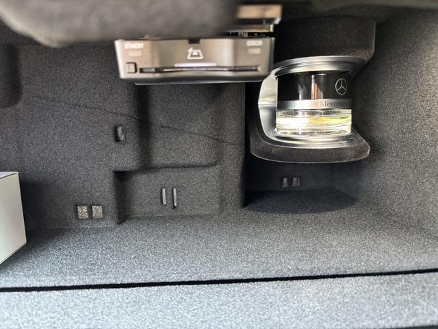 ＥＱＳ ＳＵＶ ＥＱＳ４５０　４Ｍ　ＳＵＶ　ＡＭＧラインパッケージ　新車保証継承　パノラミックスライディングルーフ　ＡＲヘッドアップディスプレイ　ＭＢＵＸハイパースクリーン　ブルメスタサラウンドサウンドシステム　エナジャイジングパッケージプラス　エアバランスパッケージ（17枚目）