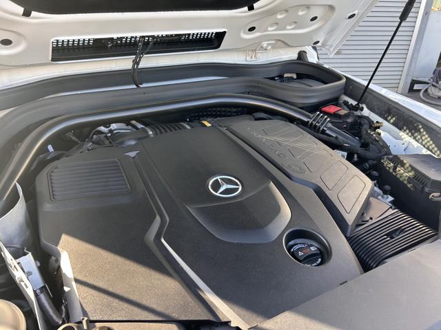 Ｇクラス Ｇ４００ｄ　ＡＭＧライン　ラグジュアリーパッケージ　ガラススライディングルーフ　黒革　ブルメスターサラウンドサウンドシステム　アダプティブダンピングシステム　レーダーセーフティパッケージ　全周囲カメラ　１オーナー　認中二年保証（32枚目）
