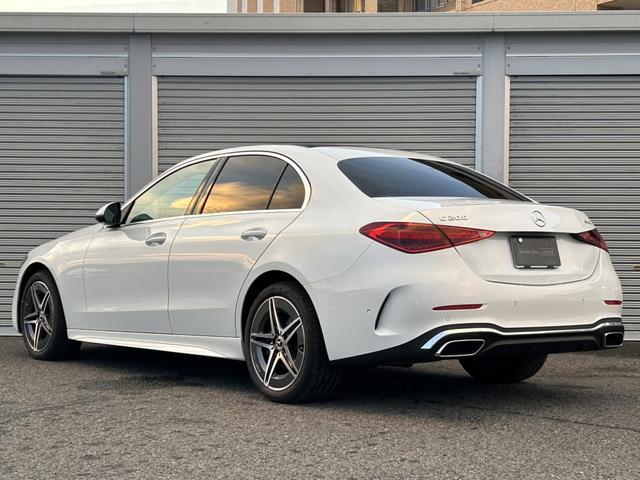 Ｃクラス Ｃ２００　４Ｍアバンギャルド　ＡＭＧラインパッケージ　新車保証継承　ドライバーズパッケージ　パノラミックスライディングルーフ　３６０度カメラ　レーダーセーフティパッケージ　アンビエントライト　　リアアクスルステアリング　ＬＥＤハイパフォーマンスアシスト（7枚目）
