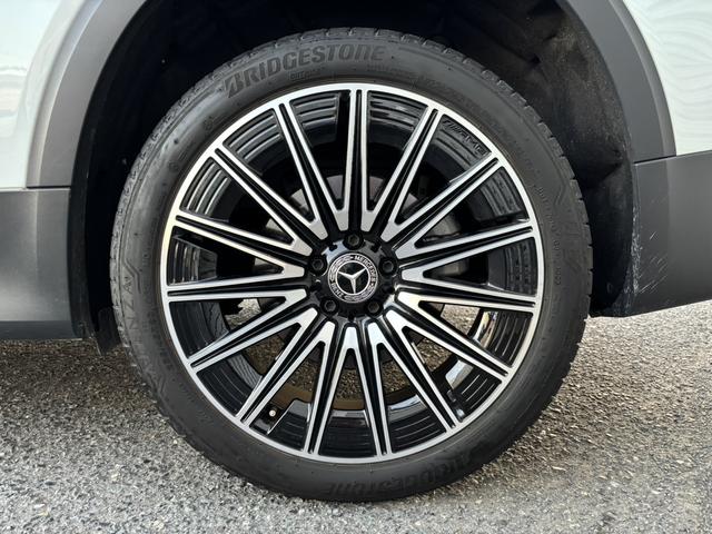MERCEDES BENZ GLB GLB200D 4MATIC AMG LEATHER EXCLUSIVE PACKAGE