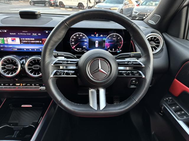 MERCEDES BENZ GLB GLB200D 4MATIC AMG LEATHER EXCLUSIVE PACKAGE