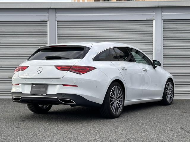 CLAクラス CLA200d AMGレザーエクスクルーシブパッケジ 認定中古車二年保証 レザーエクスクルーシブパッケージ パノラミックスライディングルーフ レーダーセーフティパッケージ アンビエントライト シートヒーター メモリー付パワーシート 本革シート 1オーナー(9枚目)