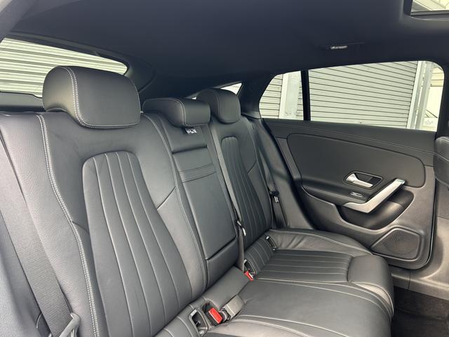 CLAクラス CLA200d AMGレザーエクスクルーシブパッケジ 認定中古車二年保証 レザーエクスクルーシブパッケージ パノラミックスライディングルーフ レーダーセーフティパッケージ アンビエントライト シートヒーター メモリー付パワーシート 本革シート 1オーナー(27枚目)