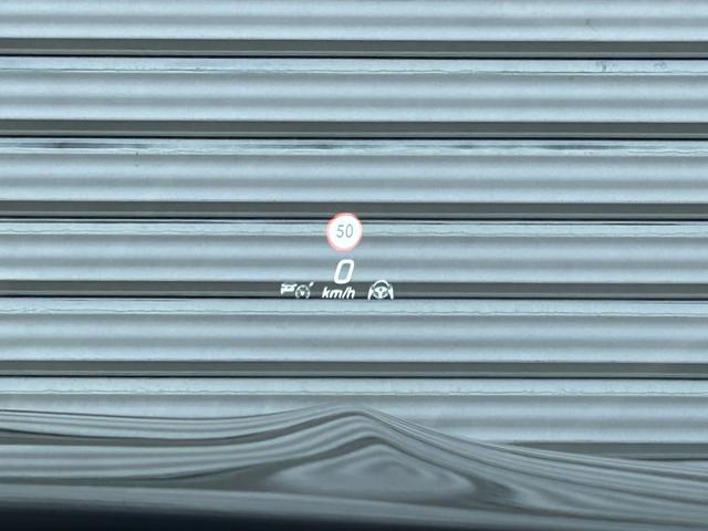 ＥＱＢ ＥＱＢ２５０＋　ＡＭＧラインパッケージ　アドバンスドパッケージ　パノラミックスライディングルーフ　ヘッドアップディスプレイ　ブルメスターサラウンドサウンドシステム　ドライビングアシスタンスパッケージ　全周囲カメラ　１オーナー　新車保証継承（19枚目）