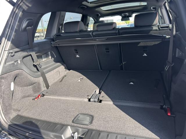 ＥＱＢ ＥＱＢ２５０＋　ＡＭＧラインパッケージ　アドバンスドパッケージ　パノラミックスライディングルーフ　ヘッドアップディスプレイ　ブルメスターサラウンドサウンドシステム　ドライビングアシスタンスパッケージ　全周囲カメラ　１オーナー　新車保証継承（30枚目）