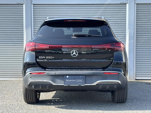 EQA EQA250+ AMGラインパッケージ 新車保証継承 ドライビングアシスタンスパッケージ 360度カメラ ARナビ シートヒーター メモリー付パワーシート LEDハイパフォーマンスヘッドライト アダプティブハイビーム 純正20インチAW(8枚目)