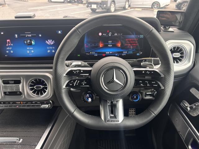 Ｇクラス Ｇ６３　ＡＭＧカーボンファイバーエクステリアパッケージ　ＡＭＧナイトパッケージ　ガラススライディングルーフ　ナッパレザー　エナジャイジングパッケージプラス　ドライビングアシスタンスパッケージ　認中二年保証（25枚目）