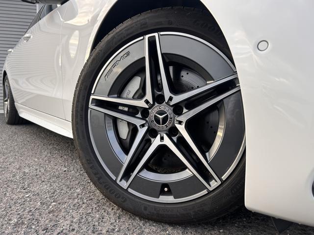Cクラスステーションワゴン C220dステーションワゴンアバンギルドAMGライP ベーシックパッケージ パノラミックスライディングルーフ ヘッドアップディスプレイ 全周囲カメラ アンビエントライト64色 LEDヘッドライト メモリー付パワーシート 電動テールゲート ワンオーナー(12枚目)