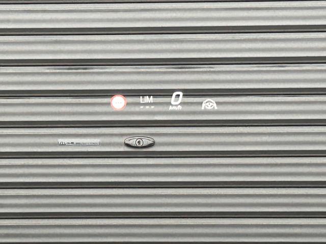 EQS EQS450+ AMGラインパッケージ エクスクルーシブパッケージ パノラミックスライディングルーフ レーダーセーフティパッケージ ヘッドアップディスプレイ 全周囲カメラ メモリー付パワーシート 電動テールゲート 新車保証継承(16枚目)