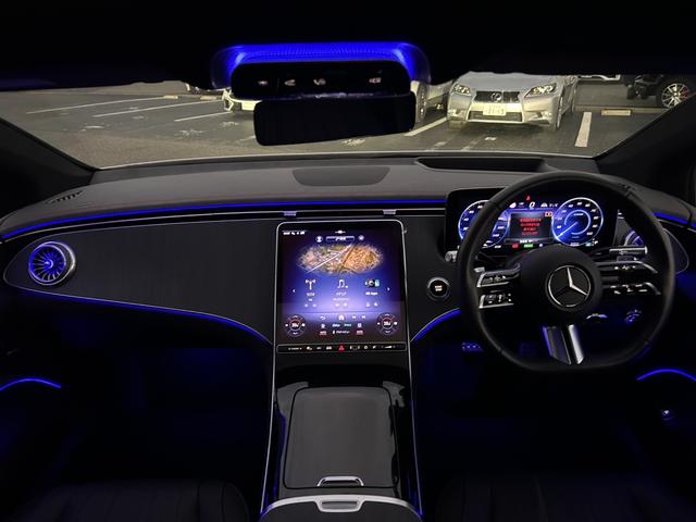 EQS EQS450+ AMGラインパッケージ エクスクルーシブパッケージ パノラミックスライディングルーフ レーダーセーフティパッケージ ヘッドアップディスプレイ 全周囲カメラ メモリー付パワーシート 電動テールゲート 新車保証継承(29枚目)