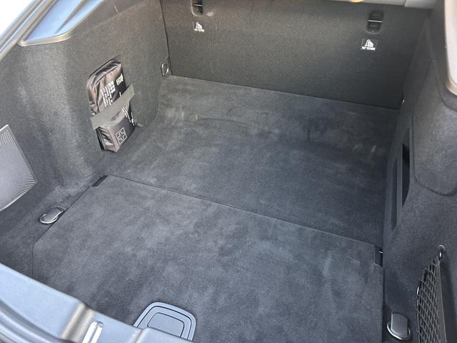 GT 63 4マチック+ クーペ AMGカーボンパッケージ 21インチAMGAW ブルメスターハイエンド3Dサラウンドサウンドシステム パノラミックルーフ 可倒式リアシート ナッパレザー AMGパフォーマンスシート 新車保証継承(30枚目)