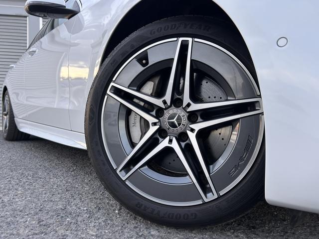 Cクラスステーションワゴン C200ステーションワゴンアバンギャルドAMGライン レザーエクスクルーシブパッケージ パノラミックスライディングルーフ ベーシックパッケージ ヘッドアップディスプレイ 本革 ARナビ レーダーセーフティパッケージ 360度カメラ 認定中古車二年保証(13枚目)