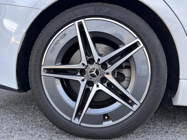 Cクラスステーションワゴン C200ステーションワゴンアバンギャルドAMGライン レザーエクスクルーシブパッケージ パノラミックスライディングルーフ ベーシックパッケージ ヘッドアップディスプレイ 本革 ARナビ レーダーセーフティパッケージ 360度カメラ 認定中古車二年保証(14枚目)