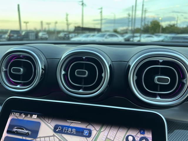 Cクラスステーションワゴン C200ステーションワゴンアバンギャルドAMGライン レザーエクスクルーシブパッケージ パノラミックスライディングルーフ ベーシックパッケージ ヘッドアップディスプレイ 本革 ARナビ レーダーセーフティパッケージ 360度カメラ 認定中古車二年保証(26枚目)